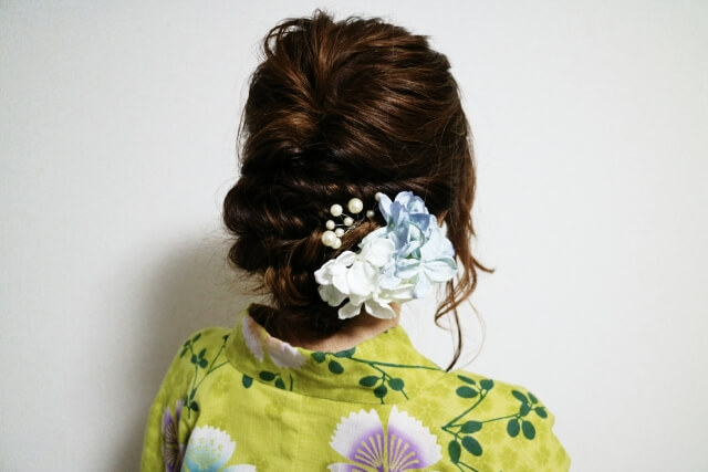 髪型とのトータルコーディネートの流れ